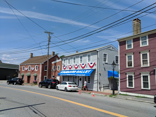 Shopping Mall «Tannery Shopping Center», reviews and photos, 50 Water St, Newburyport, MA 01950, USA