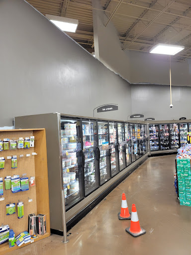 Shopping Mall «Poplar Plaza Shopping Center», reviews and photos, 3440 Poplar Ave, Memphis, TN 38111, USA