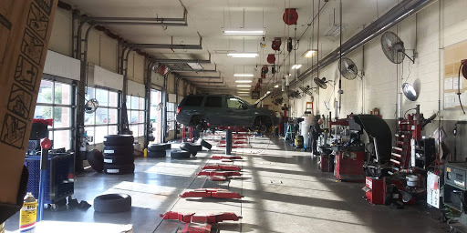 Tire Shop «Firestone Complete Auto Care», reviews and photos, 321 Stadium Dr, Waxahachie, TX 75165, USA