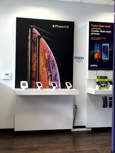 Cell Phone Store «MetroPCS Authorized Dealer», reviews and photos, 2812 N University Dr Unit 2, Sunrise, FL 33322, USA