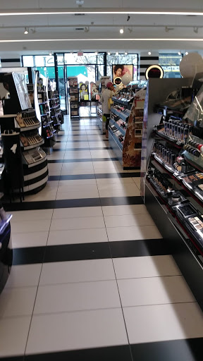 Cosmetics Store «SEPHORA», reviews and photos, 1244 3rd St, Santa Monica, CA 90401, USA