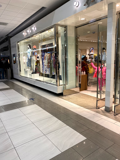 Shopping Mall «Willowbrook Mall», reviews and photos, 1400 Willowbrook Mall, Wayne, NJ 07470, USA