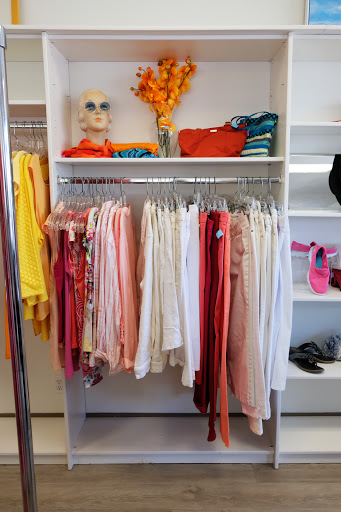 Thrift Store «Hospice of the North Coast Resale Shop», reviews and photos, 278 N El Camino Real, Encinitas, CA 92024, USA