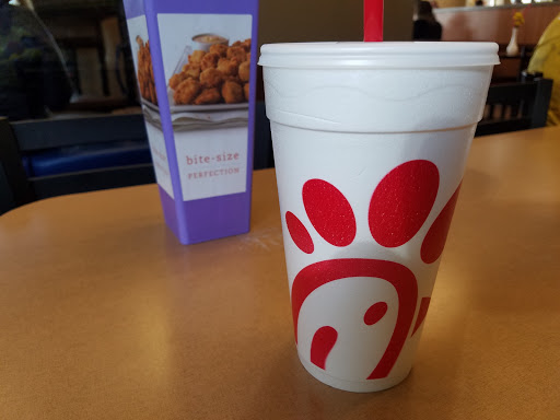 Fast Food Restaurant «Chick-fil-A», reviews and photos, 7990 E Central Ave, Wichita, KS 67206, USA