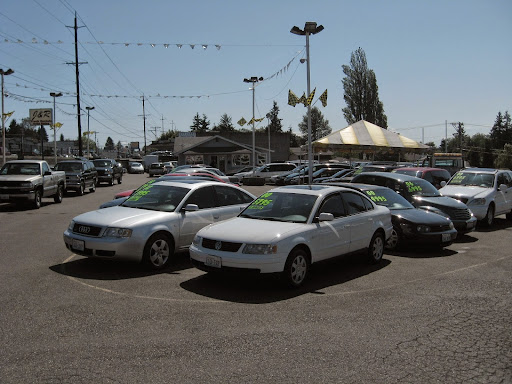 Used Car Dealer «J & R Motorsports», reviews and photos, 15304 WA-99, Lynnwood, WA 98087, USA