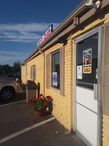 Sip-N-Dip, 775 Hope St, Bristol, RI 02809, USA, 