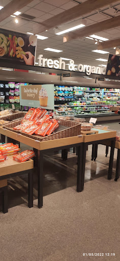 Department Store «Target», reviews and photos, 777 E Colorado Blvd, Pasadena, CA 91101, USA