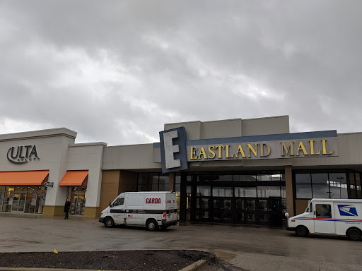 Hair Salon «Ulta Beauty», reviews and photos, 1615 E Empire St, Bloomington, IL 61701, USA