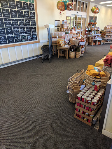 Grocery Store «Lowes Foods of Apex», reviews and photos, 5400 Apex Peakway, Apex, NC 27502, USA