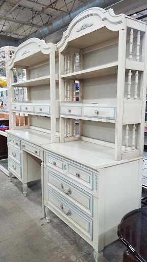 Thrift Store «The Salvation Army Family Store & Donation Center», reviews and photos