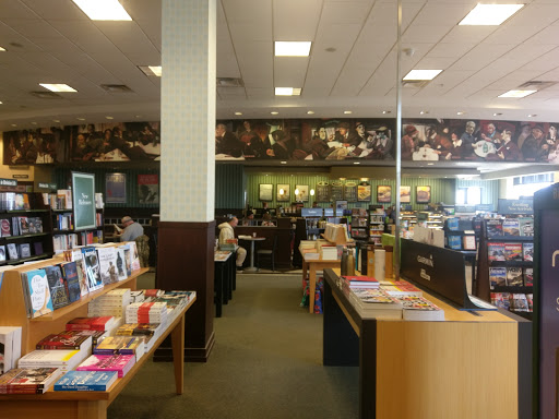 Book Store «Barnes & Noble», reviews and photos, 4370 Miller Rd, Flint, MI 48507, USA