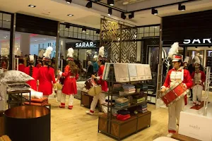 Tunisia Mall image