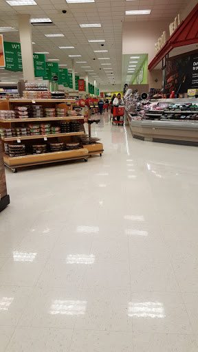 Department Store «Target», reviews and photos, 3885 E Main St, St Charles, IL 60174, USA