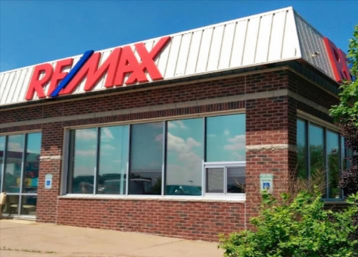 Real Estate Agency «Re/Max Advantage Realty», reviews and photos, 4029 Pennsylvania Ave, Dubuque, IA 52002, USA