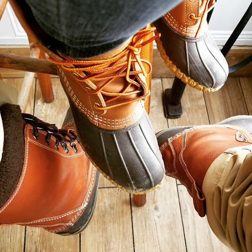 Clothing Store «L.L. Bean Outlet», reviews and photos, 31 Gusabel Ave, Nashua, NH 03063, USA