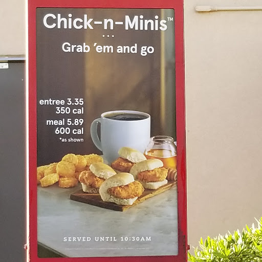 Fast Food Restaurant «Chick-fil-A», reviews and photos, 905 N Dobson Rd, Mesa, AZ 85201, USA