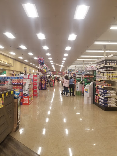 Grocery Store «Safeway», reviews and photos, 2808 Country Club Blvd, Stockton, CA 95204, USA