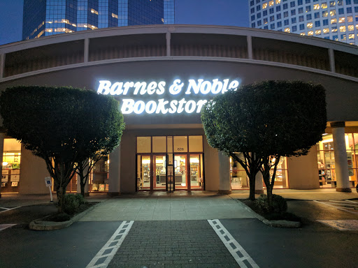 Book Store «Barnes & Noble», reviews and photos, 626 106th Ave NE, Bellevue, WA 98004, USA