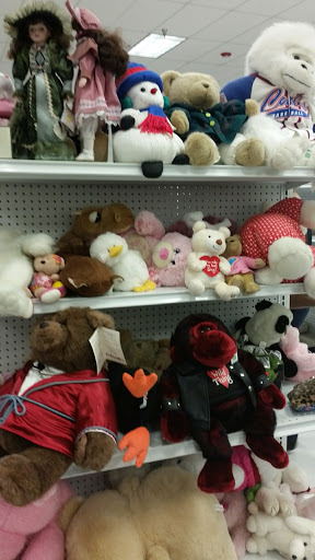 Thrift Store «Goodwill», reviews and photos, 1600 Valley W Dr, West Des Moines, IA 50265, USA
