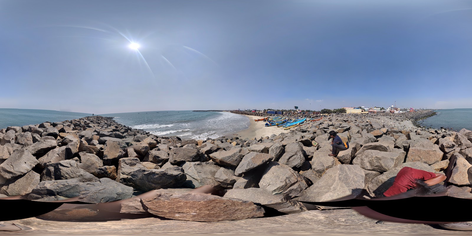 Valokuva Bharathiyar Nagar Beachista. villi alue