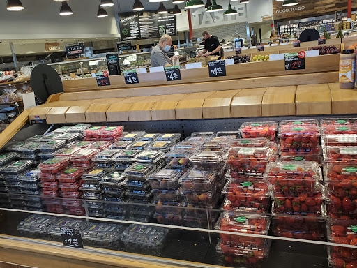 Grocery Store «Bristol Farms», reviews and photos, 1570 Rosecrans Ave, Manhattan Beach, CA 90266, USA