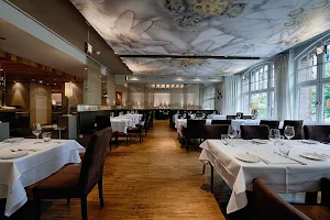 Tschebull Restaurant|Beisl|Bar image