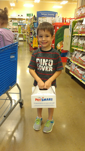 Pet Supply Store «PetSmart», reviews and photos, 2727 Iowa St e, Lawrence, KS 66046, USA