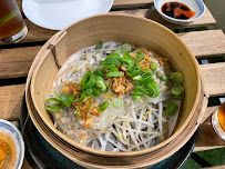 Plats et boissons du Restaurant vietnamien Haïnan chicken rice à Paris - n°12