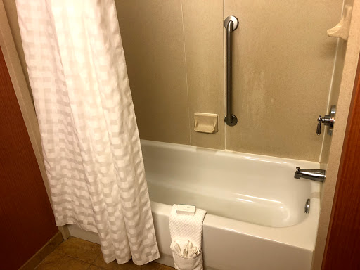 Hotel «Embassy Suites by Hilton Hampton Hotel Convention Center & Spa», reviews and photos, 1700 Coliseum Dr, Hampton, VA 23666, USA