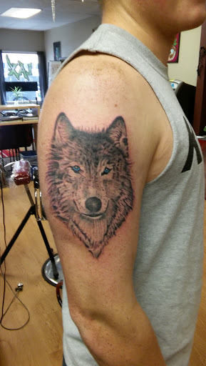 Explore mother daughter tattoo ideas small, creative tattoo ideas in La Crosse, available at La Crosse Tattoo