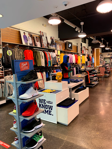 Shoe Store «Champs Sports», reviews and photos, 100 Main St, White Plains, NY 10601, USA