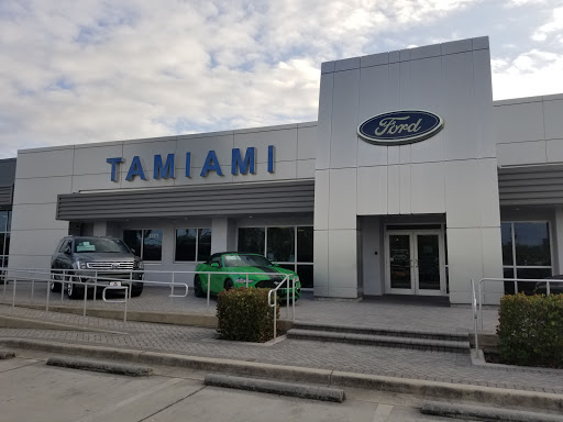 Car Dealer «Tamiami Ford», reviews and photos, 1471 Airport Pulling Rd N, Naples, FL 34104, USA