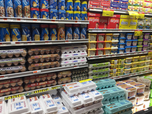 Supermarket «Fine Fare Supermarkets», reviews and photos, 656 Castle Hill Ave, Bronx, NY 10473, USA