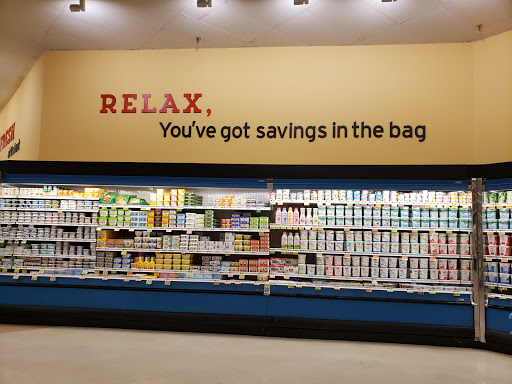 Grocery Store «Hannaford Supermarket», reviews and photos, 99 Main St, Gorham, ME 04038, USA