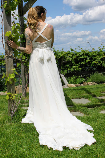Lambs Hill Bridal Boutique image 5