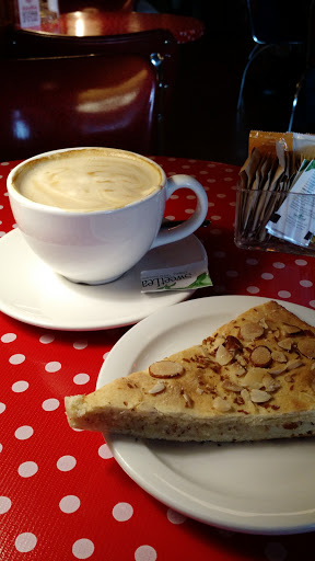 Vegetarian Restaurant «Longbranch Cafe and Bakery», reviews and photos, 100 E Jackson St, Carbondale, IL 62901, USA