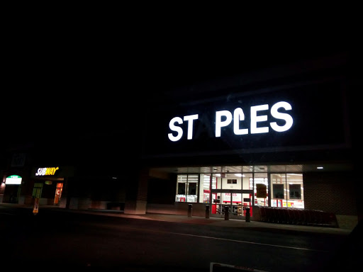 Office Supply Store «Staples», reviews and photos, 933 Montgomery Ave, Narberth, PA 19072, USA