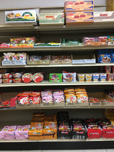 Asian Grocery Store «Asian Supermarket & Gifts Inc», reviews and photos, 4295 E Main St, Columbus, OH 43213, USA