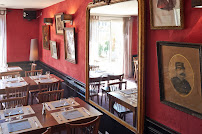 Atmosphère du Restaurant Le Petit Flaubert à Douvres-la-Délivrande - n°9