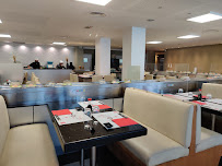 Atmosphère du Restaurant japonais Wasabi Japanese Restaurant à Saint-Denis - n°13