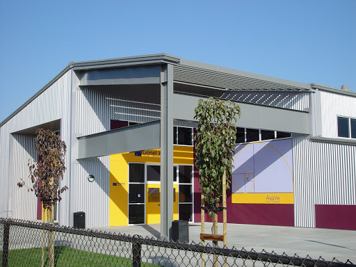 Metal Building Company in Oakland, California