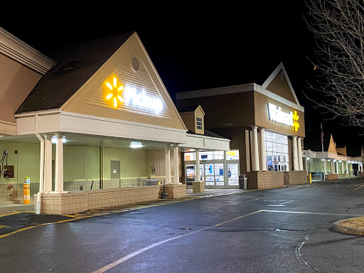 Discount Store «Walmart», reviews and photos, 900 Boston Post Rd, Guilford, CT 06437, USA