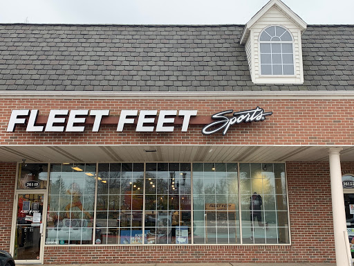 Fleet Feet Sports - Westlake, 26149 Detroit Ave, Westlake, OH 44145, USA, 