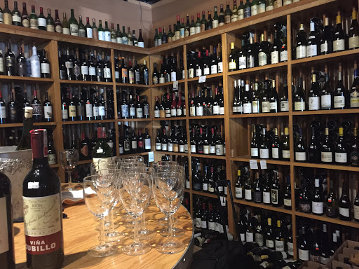 Liquor Store «Riverside Liquors», reviews and photos, 1251 King St, Jacksonville, FL 32204, USA