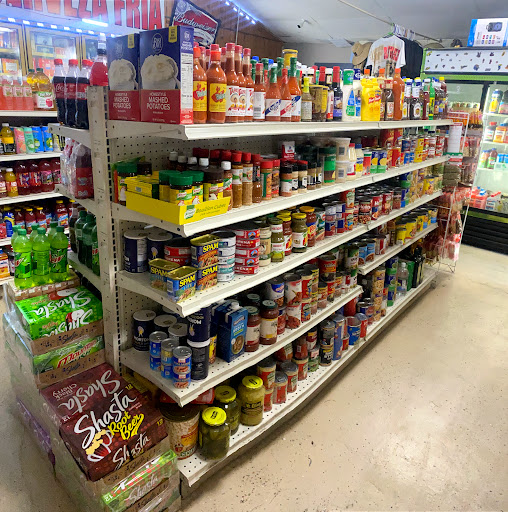 Grocery Store «Parkview Market», reviews and photos, 515 S Cardinal Ave, Stockton, CA 95215, USA