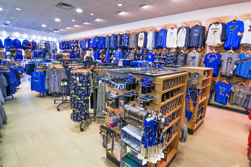 Sportswear Store «Rally House Chesterfield», reviews and photos, 82 THF Blvd, Chesterfield, MO 63005, USA