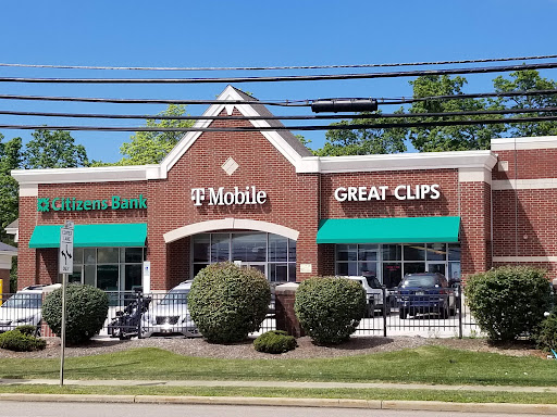 Cell Phone Store «T-Mobile», reviews and photos, 663 E Aurora Rd, Macedonia, OH 44056, USA