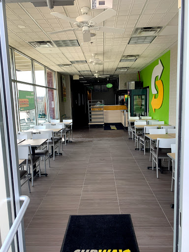 Convenience Store «7-Eleven», reviews and photos, 5401 Silver Hill Rd, District Heights, MD 20747, USA