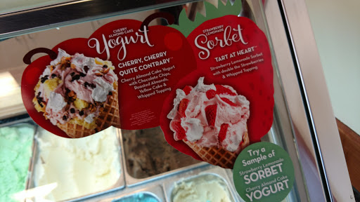 Ice Cream Shop «Cold Stone Creamery», reviews and photos, 3000 N Rock Rd #100a, Wichita, KS 67226, USA
