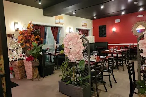 Sang Tong Thai - Kennett Square image